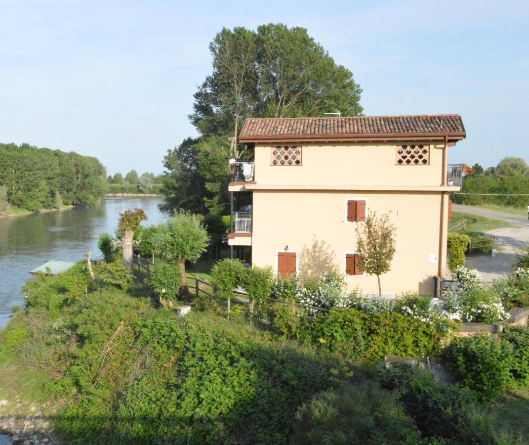 B&B La Casa Sul Fiume San Martino dall'Argine Buitenkant foto